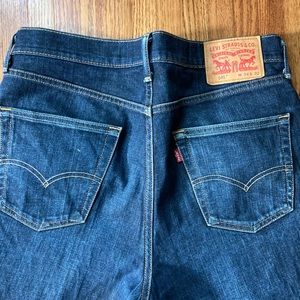 541 Levi Strauss blue jeans